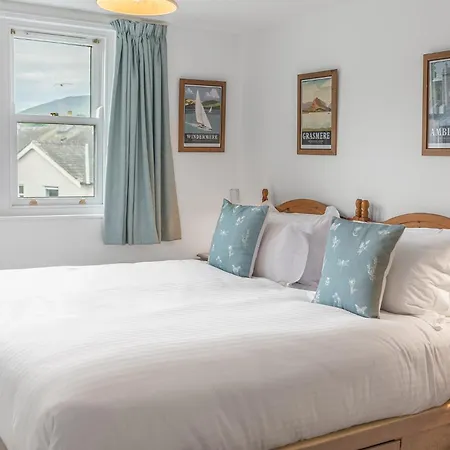 The Hytte, 19 Greta Grove House *